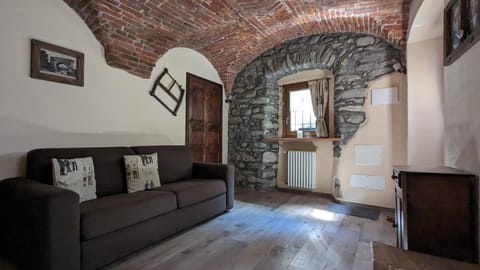 Maison du Pont Romain - CIR 0055 Eigentumswohnung in Aosta