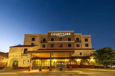 Courtyard by Marriott Wichita at Old Town Hotel in Wichita
