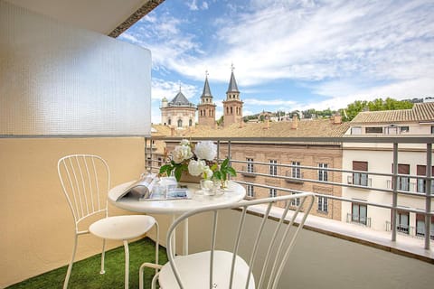 Genteel Home Amira Apartment in Granada