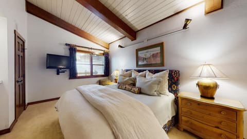 Top of the Village - CoralTree Residence Collection Resort in Snowmass Village