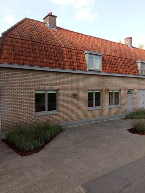 Doeselie House in Flanders