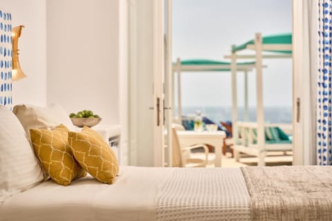 Arte & Mare Elia Luxury Suites and Villas Hotel in Mykonos, Mikonos 846 00, Greece