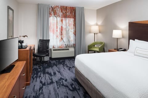 Fairfield Inn & Suites Kansas City Overland Park Hotel in Overland Park