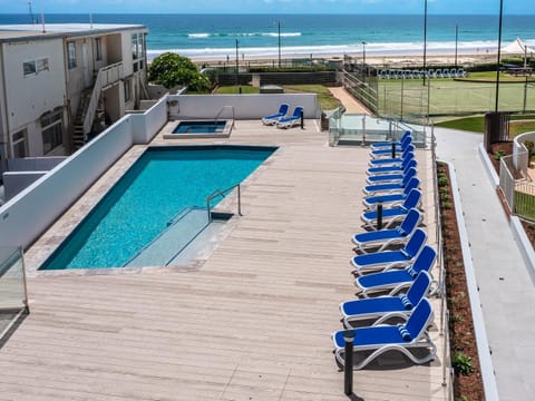 Breakers North Absolute Beachfront Apartments Apartment hotel in Surfers Paradise