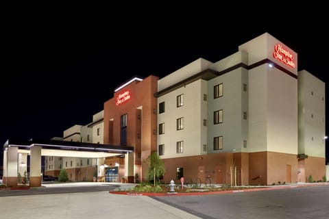 Hampton Inn & Suites Sacramento at CSUS Hotel in Sacramento