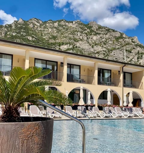 Property building, Natural landscape, Mountain view, Swimming pool