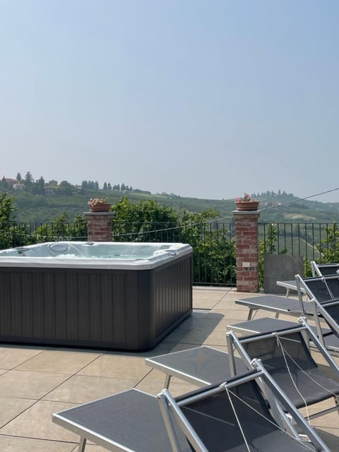 Day, Natural landscape, View (from property/room), Balcony/Terrace, Mountain view, sunbed