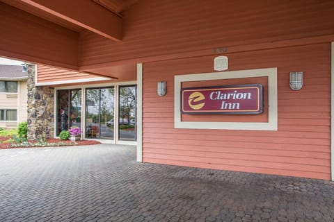 Clarion Inn Posada in Merrillville