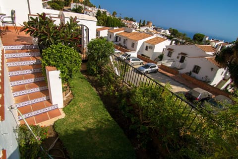 Patio, Garden, Garden view