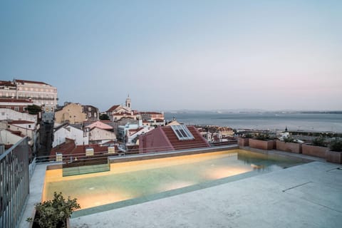 City view, Landmark view, Pool view, River view, Swimming pool