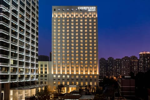 Courtyard by Marriott Tianjin Hongqiao Hotel in Tianjin