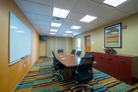 Meeting/conference room