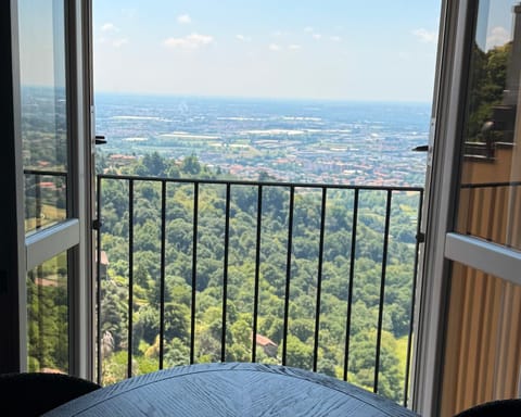 Natural landscape, View (from property/room), Balcony/Terrace