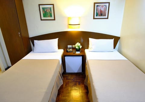 Fersal Hotel - Manila Hotel in Manila City