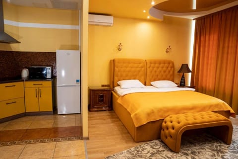 Seven Eleven Apartment HOTEL in Most City Apartamento in Dnipro