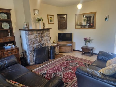 Sycamore Cottage House in Wales