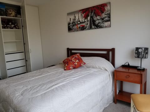 Dormitorio Privado dentro de Departamento Bed and Breakfast in La Molina