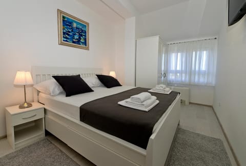 Apartment Maria - free garage Condo in Dubrovnik