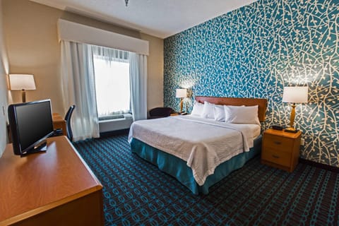 Fairfield Inn & Suites Toledo North Hotel in Toledo