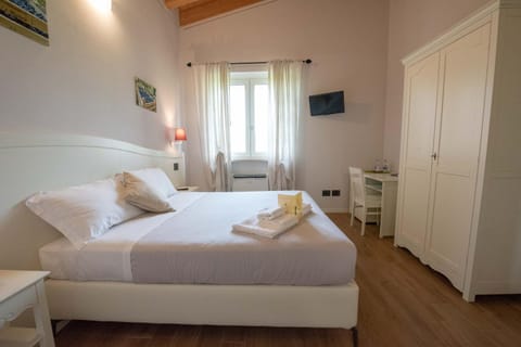 View (from property/room), View (from property/room), Other, Photo of the whole room, Decorative detail, Decorative detail, Landmark view, Landmark view