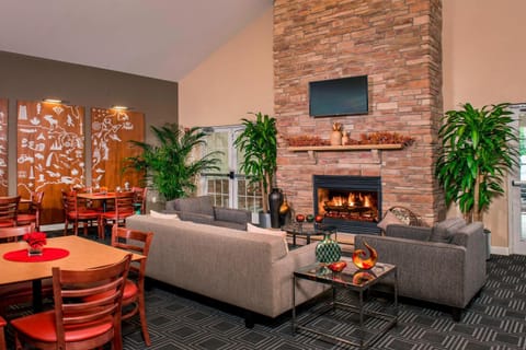 TownePlace Suites by Marriott Clinton at Joint Base Andrews Hotel in Prince Georges County