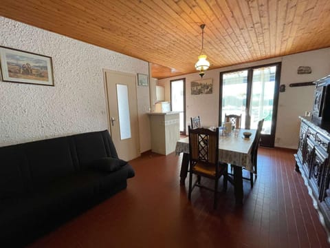 Maison 3 pièces, 6 couchages, plage à 200m, jardin clos, parking privé, tout confort, Saint-Jean-de-Monts - FR-1-224C-541 House in Saint-Jean-de-Monts