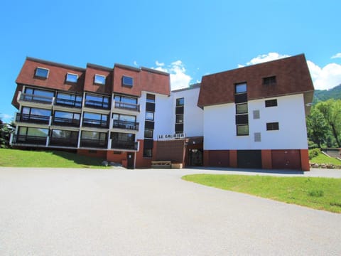 Studio cosy proche télécabine Fréjus, 4 pers, piscine et parking, La Salle-les-Alpes - FR-1-330F-104 Cabin in Saint-Chaffrey