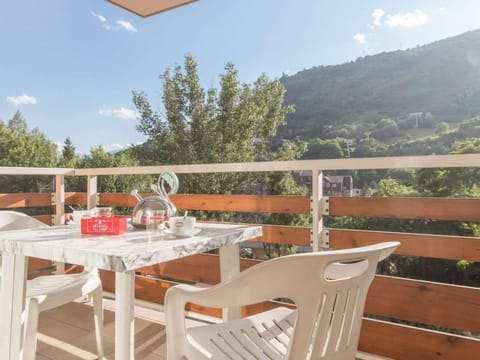 Charmant 2 pièces avec balcon proche télécabine à Briançon - FR-1-330C-35 Cabin in Briançon