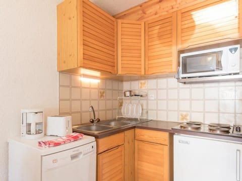 Appartement Le Monêtier-les-Bains, 2 pièces, 5 personnes - FR-1-330F-50 Condo in Le Monêtier-les-Bains