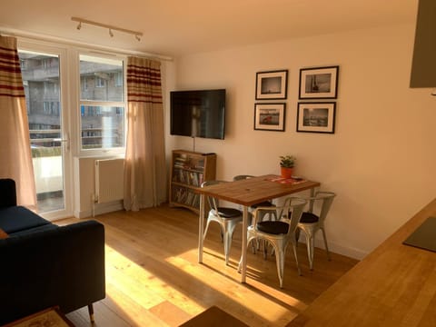 Farriers House Apartment in London Borough of Islington