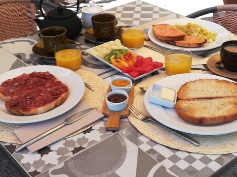 Balcony/Terrace, Breakfast