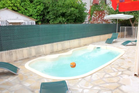 Maison de 3 chambres avec piscine privee et jardin clos a Marseillan a 6 km de la plage Maison in Marseillan
