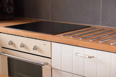 Kitchen or kitchenette, Decorative detail, Communal kitchen