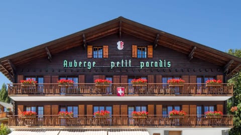 Petit Paradis Inn in Crans-Montana