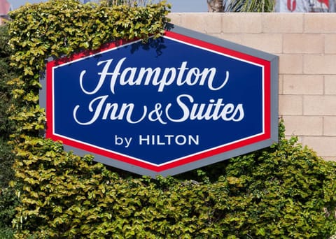 Hampton Inn & Suites Tulare Hotel in Tulare