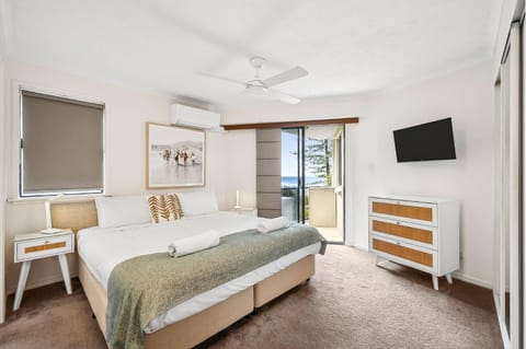 Unit 4 The Rocks Apartment in Coolum Beach