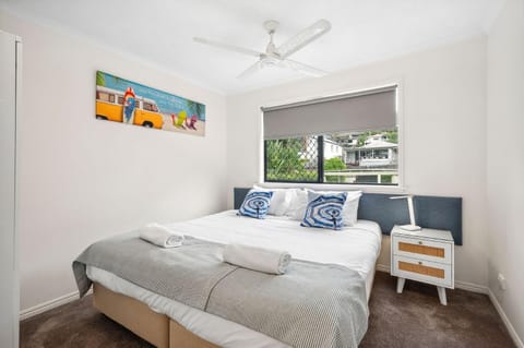 Unit 4 The Rocks Apartment in Coolum Beach