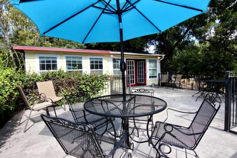 Patio, Balcony/Terrace