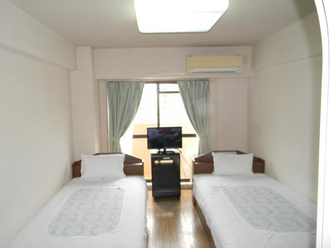 Weekly Green In Namba Appartement-Hotel in Osaka