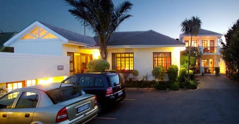 Algoa Guest House Summerstrand Übernachtung mit Frühstück in Port Elizabeth