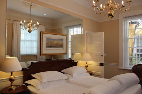 Tintagel Guesthouse Bed and Breakfast in Cape Town
