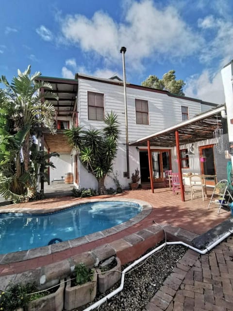 Happy Homes - Imhoffs Gift Bed and Breakfast in Cape Town
