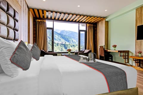 Townhouse OAK Rohtang Heights Hotel in Manali