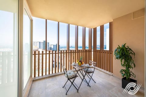 Bentley Holiday Apartments - West One Condo in Gibraltar