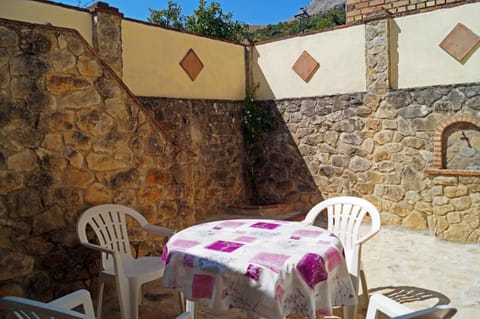 Casa Rural Los Cipreses House in Sierra de Cádiz