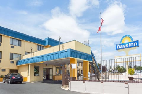 Property building, On site
