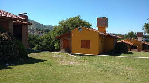 Cabañas Los Gauchitos Lodge nature in La Falda