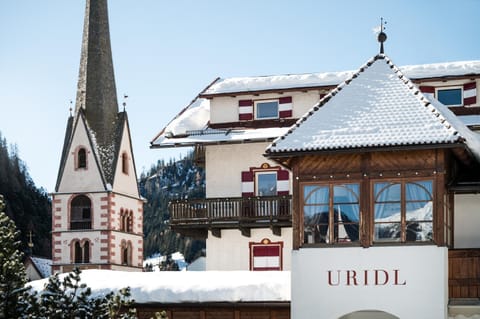 Property building, Nearby landmark, Winter