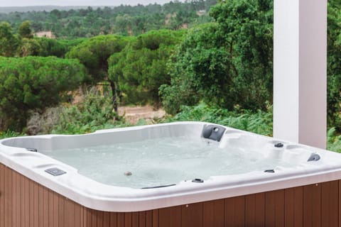 Natural landscape, Hot Tub