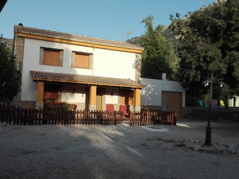 Alojamiento Rural Casa Fuente del Prado House in Sierra de Cazorla Comarca